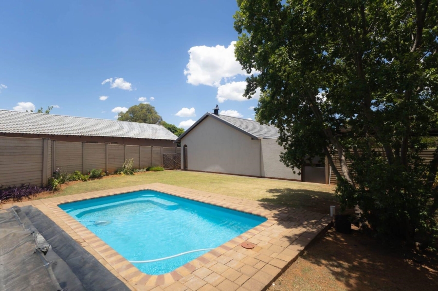3 Bedroom Property for Sale in Pellissier Free State